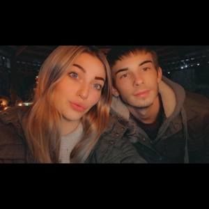 Meet your Posher, Adriana